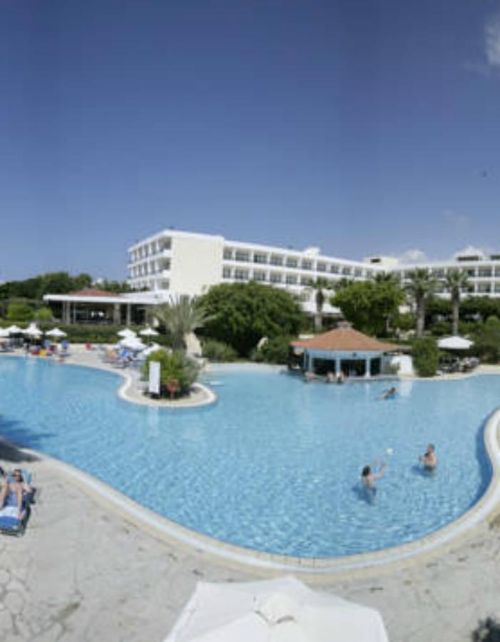 Avanti Hotel Пафос Екстериор снимка